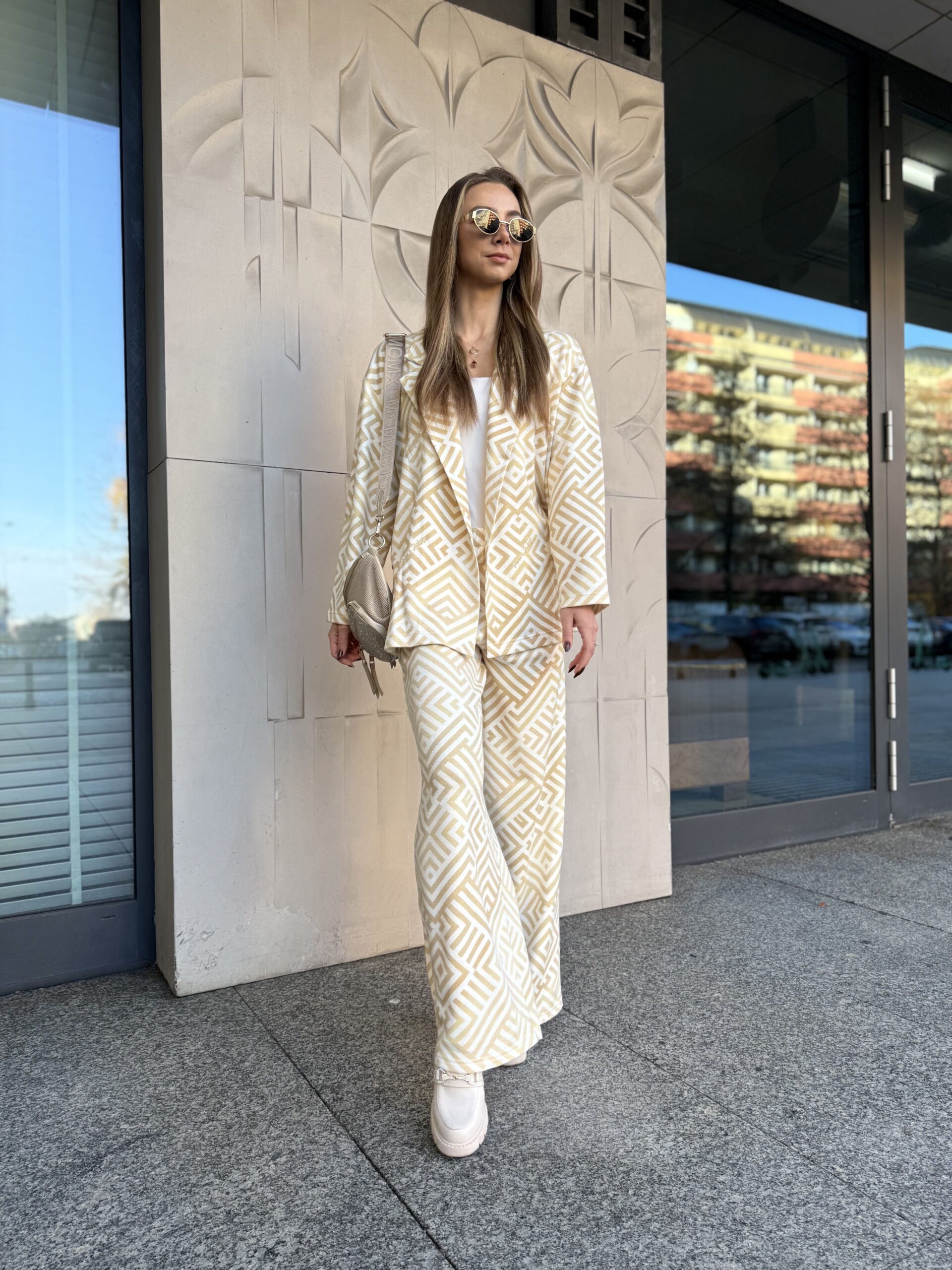 Spodnie Gloria CHILE - obrazek 2